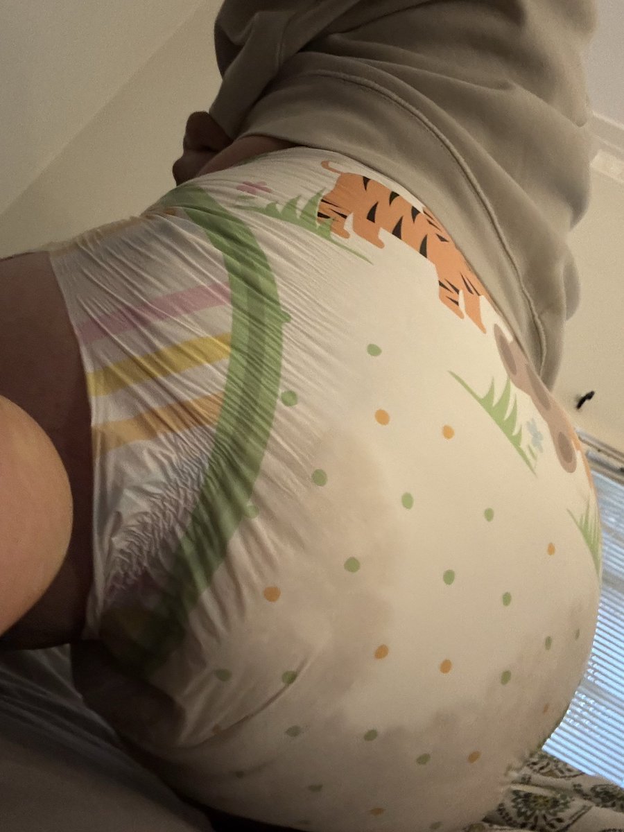 FrenchieGuy69's tweet photo. J’ai fait un gros caca cette nuit…🤎 https://t.co/slvV8TZsGT