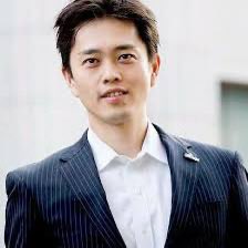 tanakaseiji15's tweet photo. 吉村洋文！
10年かかった。本日、副首都法案が成立、可決しました。

来年！
一瞬で潰してやるわ！ https://t.co/Got575wuVG