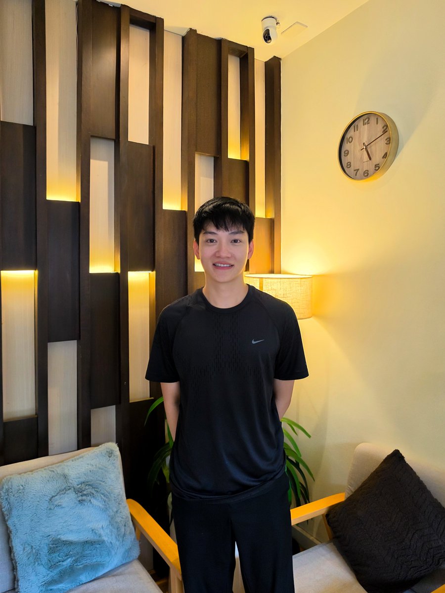 PlanetXEarth's tweet photo. วันนี้จะมารีวิวนวดกับน้องกอล์ฟ Therapist ชายไทป์หมาเด็กขี้อ้อนฟีลแฟน น่ารักขาวใสเนียนกริประดับอัลตร้าสมูท ที่ร้านนวดที่ใส่ใจคุณผู้ชายย่านฝั่งธน “MENCARE” สาขาพระราม8-ปิ่นเกล้า https://t.co/Iv5ZFDYiaN