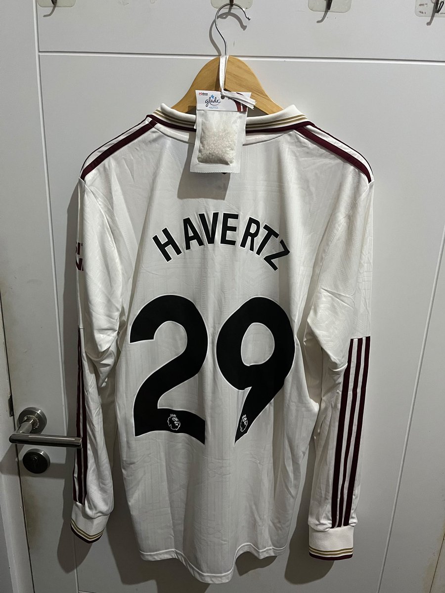 LafisyaPutra's tweet photo. #jersey4sale 

Mexico h 2026,M XL,bnwt,950k
Jerman h 2026, M L XL,bnwt,950k
Arsenal 3rd 25/26,LS,bnwt,nns ori,2.900k
Wa 081294484157 / rekber

@Jerseyforum https://t.co/5jRQtkiCUJ