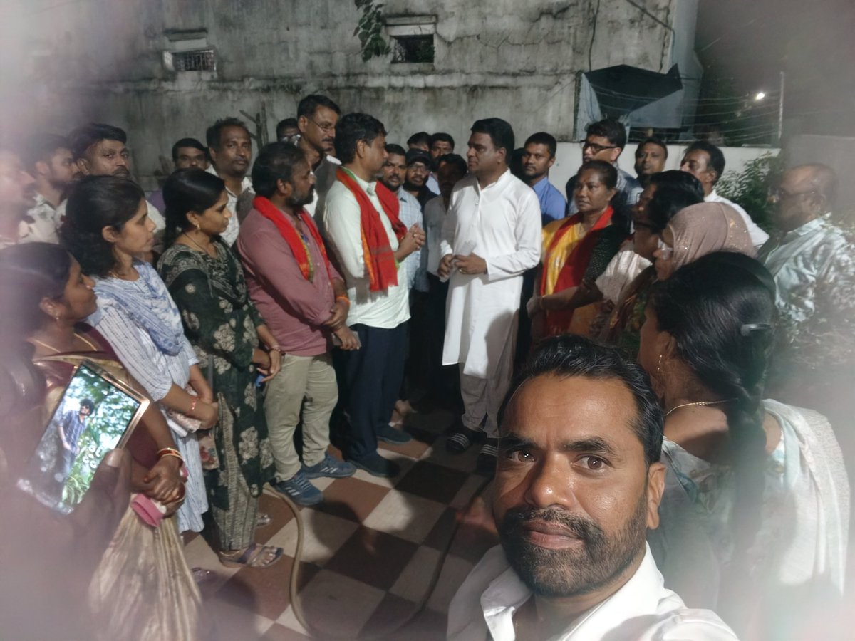 thirupathichotu's tweet photo. TSCPSEU KB ASIFABAD 
#janajagaranayatra 
#WeWantOPS 
 CPS రద్దు కోసం నిన్న కాగజ్ నగర్ town లో CPS ఉద్యోగ ఉపాధ్యాయులు భారీ బైక్ ర్యాలీ తీసి గౌరవ MLA ,MLC గార్లకు CPS రద్దు కోసం వినతి పత్రం ఇవ్వడం జరిగింది...
ABOLISH CPS https://t.co/U2GnDK4v4X