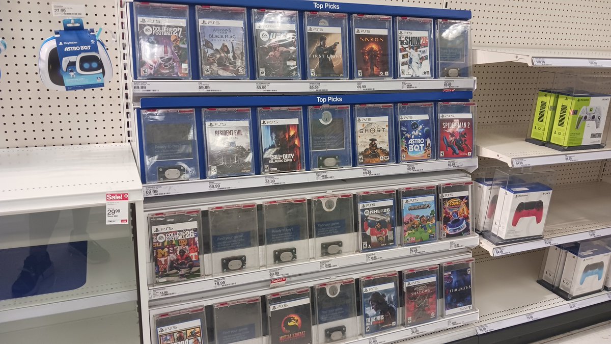 SonicHero3D's tweet photo. I was at my local Target a few days ago and they were actually rearranging the electronics section that day.

Looks like I was right on the money... https://t.co/ijnblvzKej