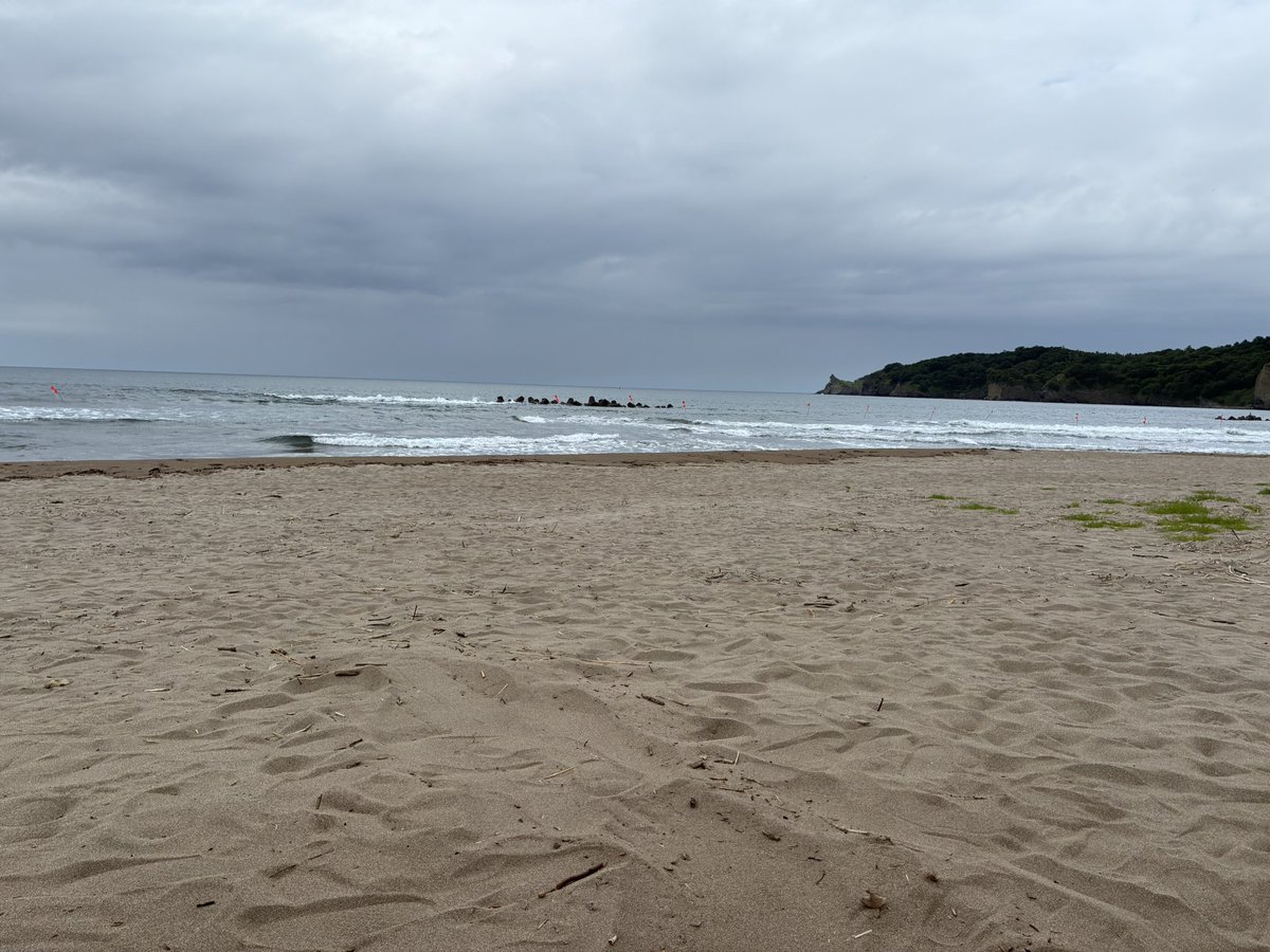 NUv425's tweet photo. 海キャンプ来たけど、波が高くて遊泳禁止。ゆっくりで��て楽だけどねー。 https://t.co/siF0j4P0ea