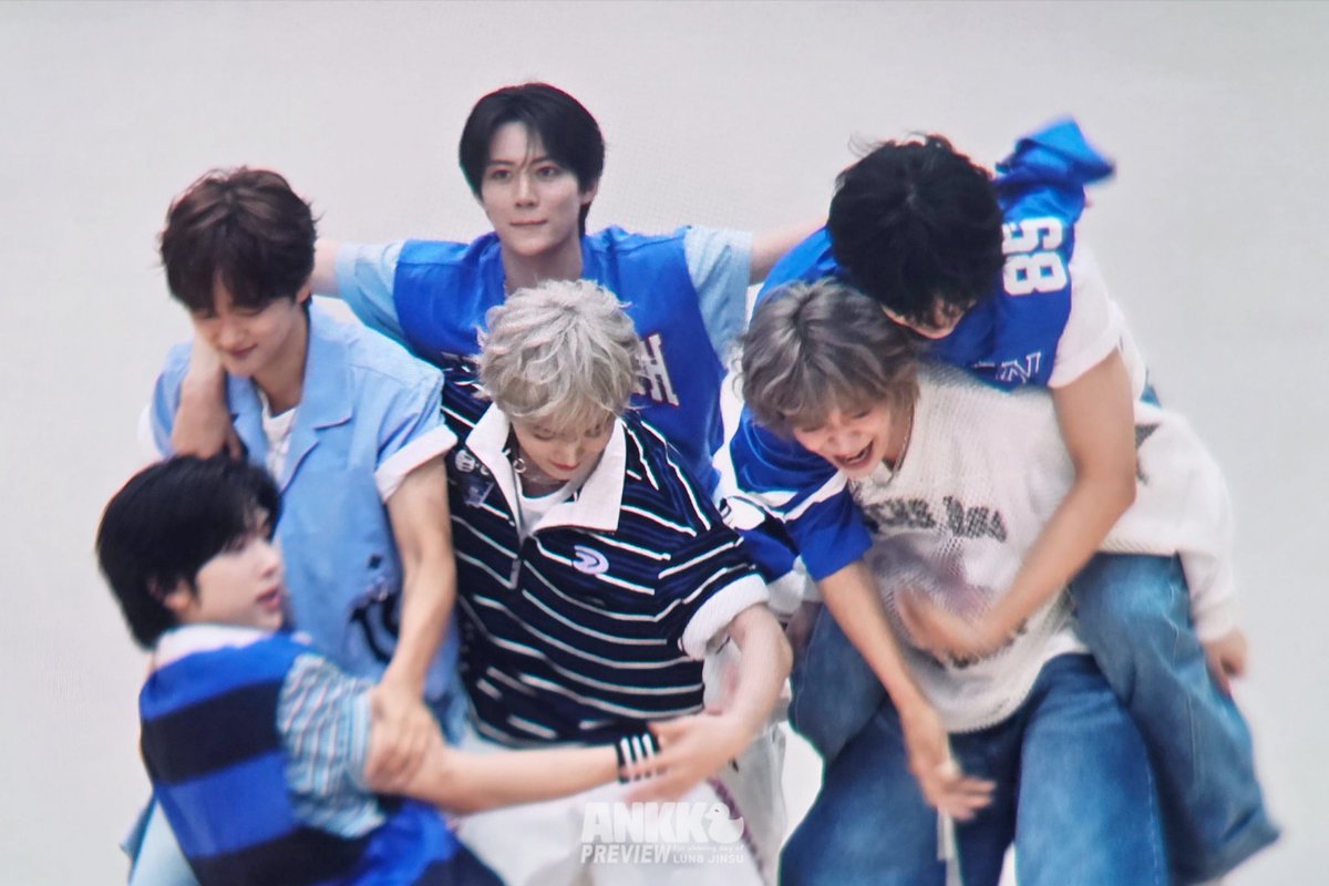 ankko_0205's tweet photo. 260725 미니팬미팅

우리가좍! #루네이트 #lun8 https://t.co/R9lCk4jGUf