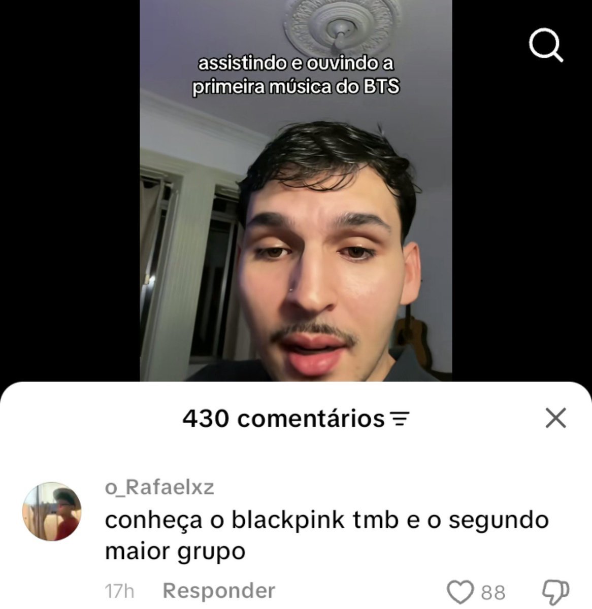hots1802's tweet photo. Blinks e stays numa batalha fortíssima pra saber quem é mais mendiga 🤣🤣🤣 https://t.co/P2qDiazAMs