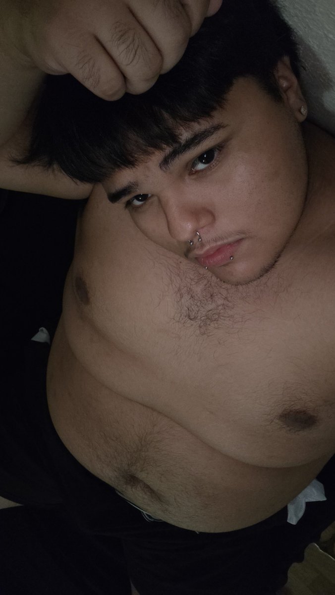 unpickedbone's tweet photo. happy #fatboyfriday btw ;3 https://t.co/ROfUDJyUx8