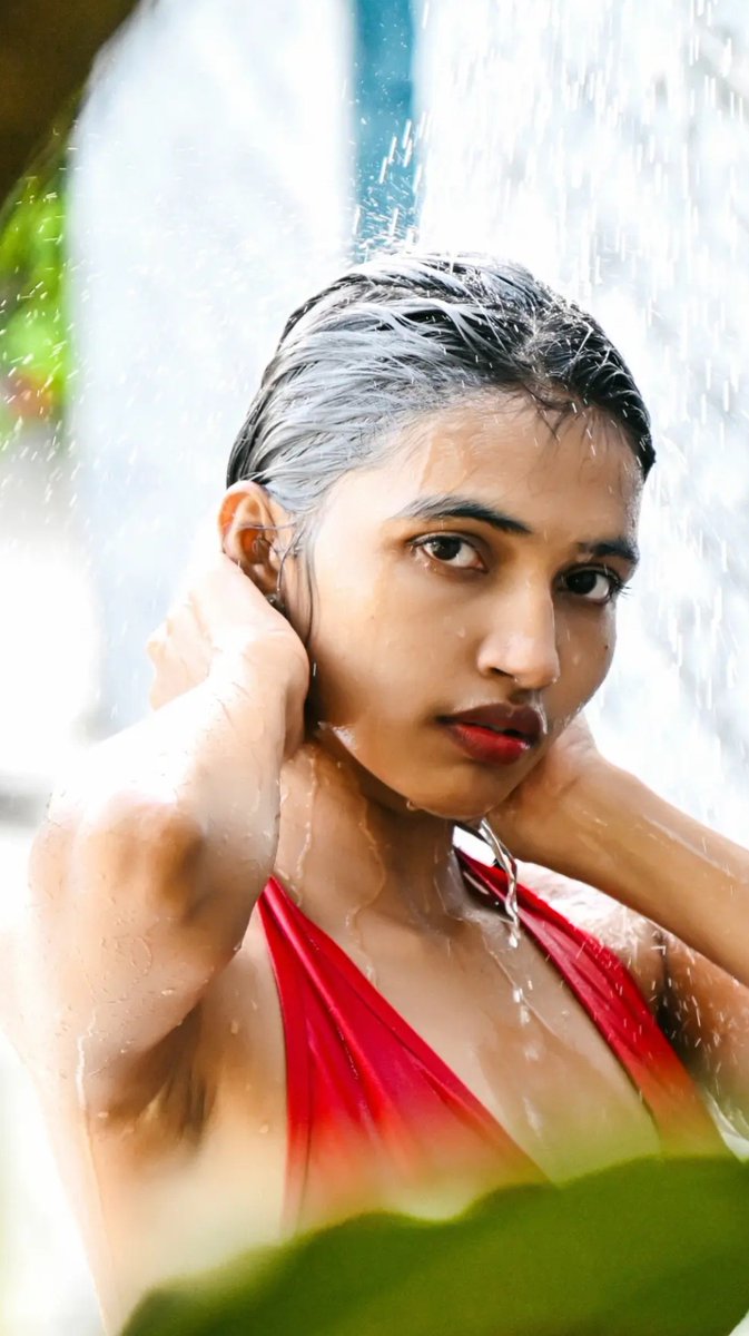 INDACTRESSPIC's tweet photo. Wet skin. Red strings. That stare.
Abirami isn’t just in the water… she’s owning it.
#Abirami #WetAndWild #RedHot https://t.co/SunCMKu1m1