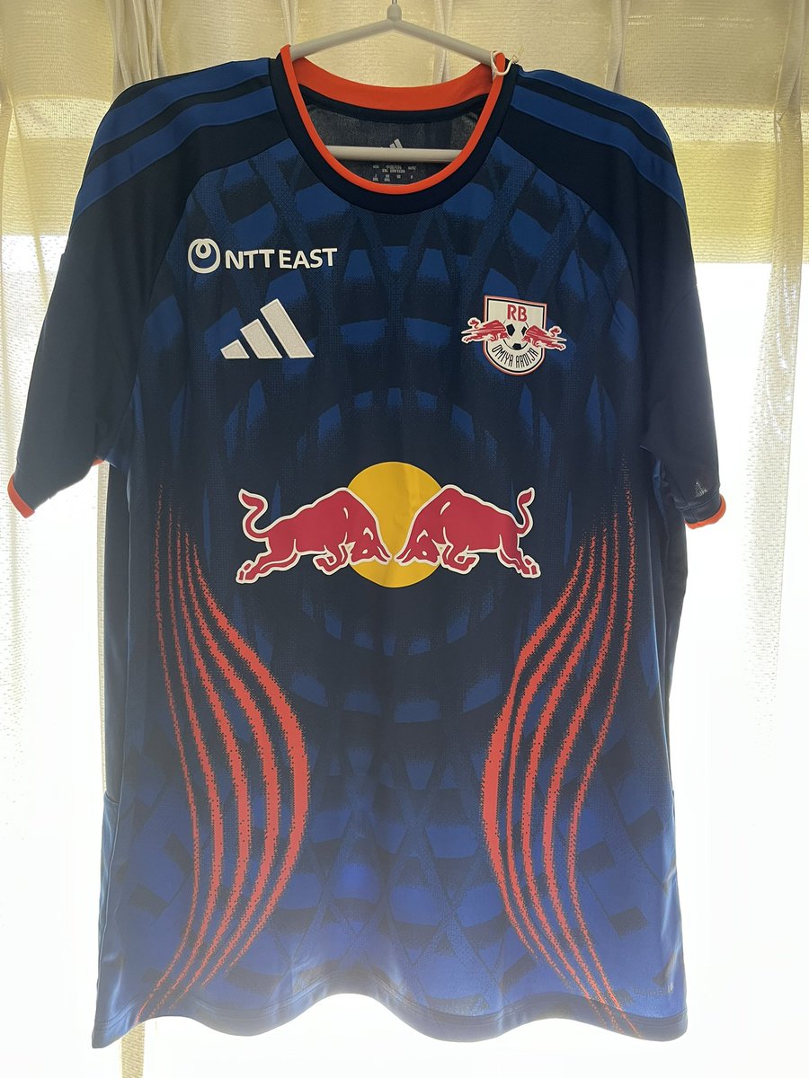 dsakagen's tweet photo. きたーっ！
カッコいい！！
#ardija https://t.co/ceG0Ve43Lw