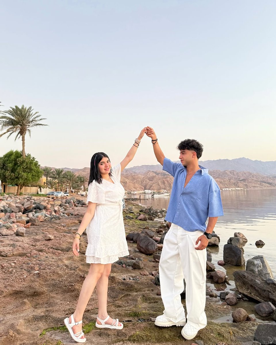 momenalaa__'s tweet photo. 🌞🌔 https://t.co/xp1Qhgncjh