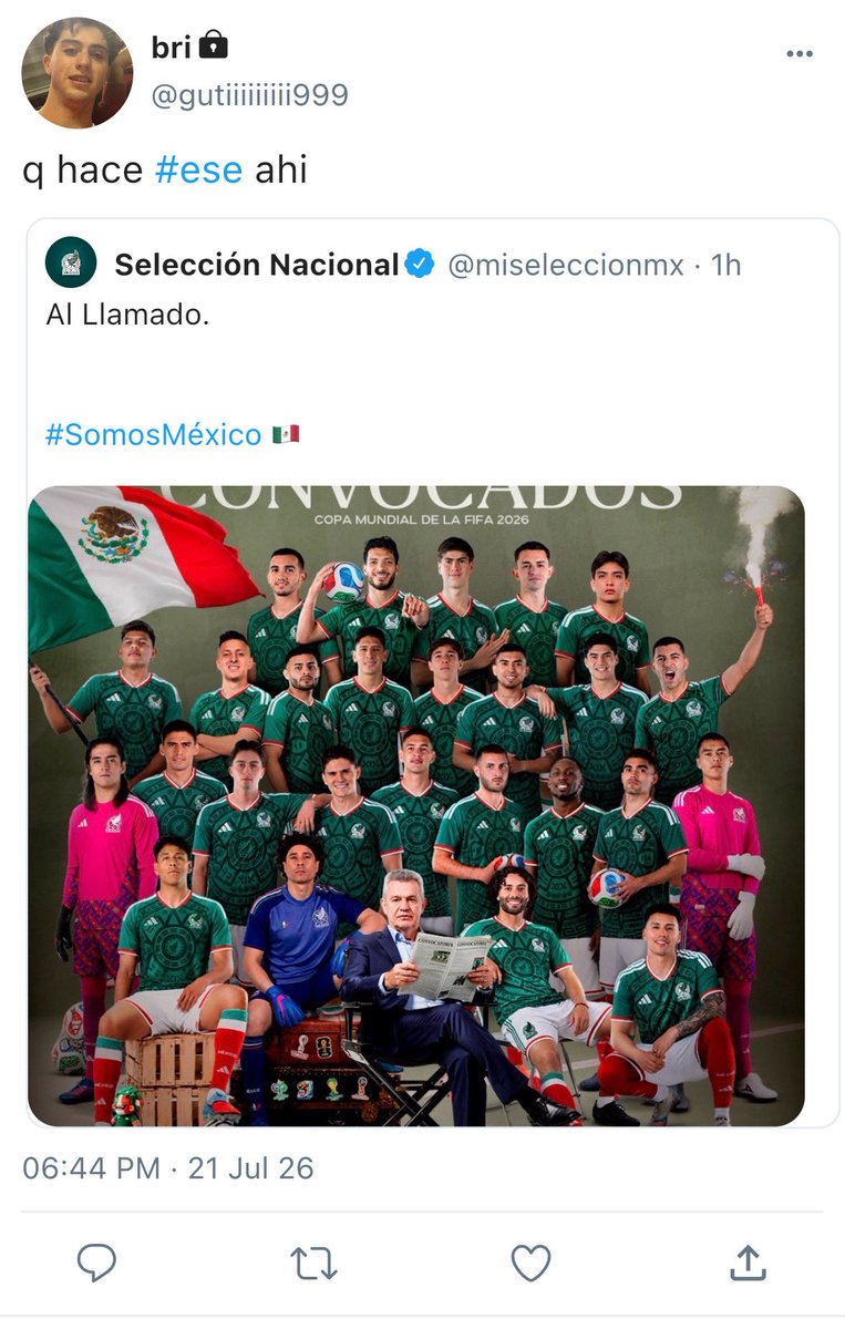 hormiswft's tweet photo. AU #BRIMIGA 

Donde 🍓 odia a 🐜 desde que Chivas le ganó a Chicago Fire gracias a un gol suyo. 

Y donde 🐜 ni siquiera entiende que hizo para caerle tan mal.

Un año después, ambos son convocados al Mundial y tendrán que aprender a soportarse durante toda la concentración. https://t.co/Ejkynkagcp