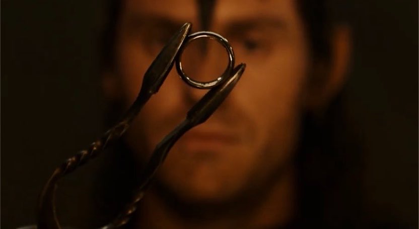 juuhcrr's tweet photo. A cena do Balrog com o Sauron deve ser interessante. Sauron sendo um estudioso da matéria, deverá descobrir o segredo do fogo da Montanha da Perdição por meio dele, o que é muito legal
#TheRingsofPower
#OsAneisdePoder https://t.co/1b27nR3nrP