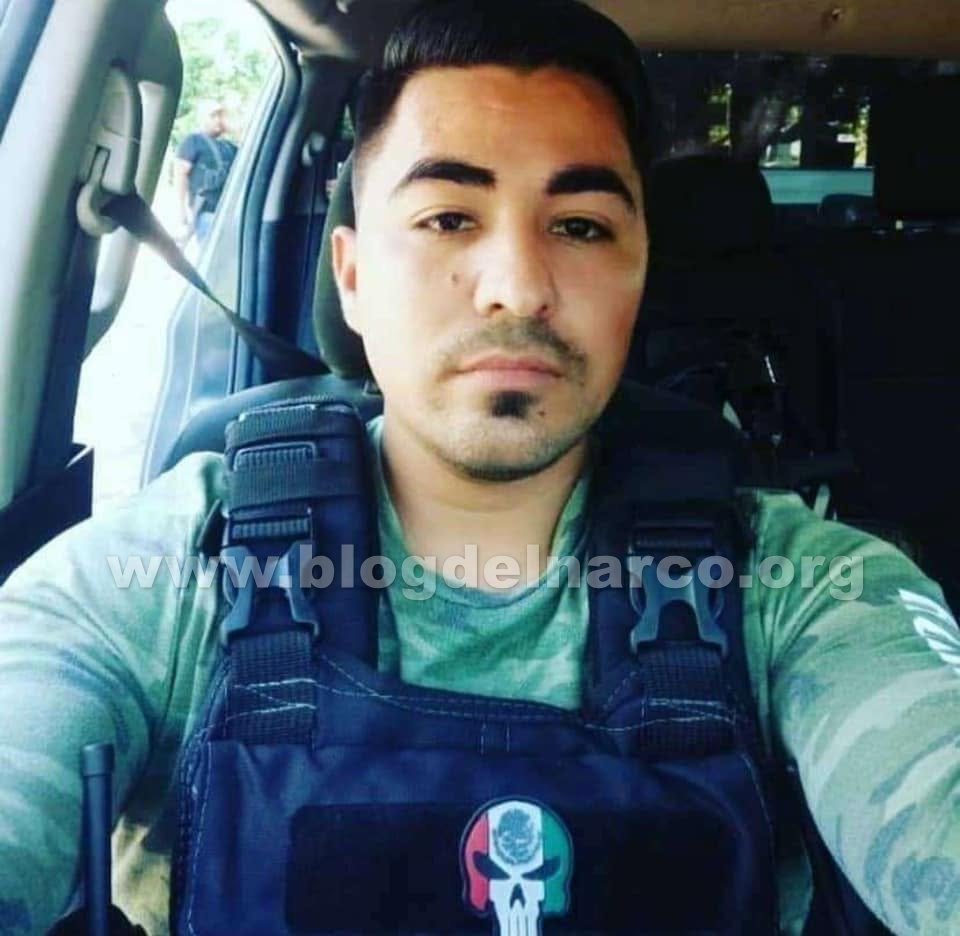 blogdelnarcomex's tweet photo. Detienen en Estados Unidos a Rogelio Moreno Reyes “El Conejo, es el Sicario que acciono el Barrett calibre .50 con el que asesinaron a Hipólito Mora en Michoacán, LEE MÁS AQUÍ 👇👉 https://t.co/BOYNgu2OjV https://t.co/lZD1e08a2b