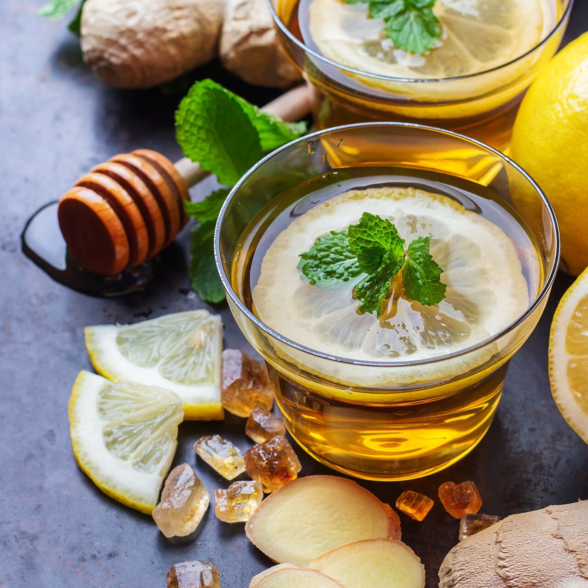 JeffAugustus's tweet photo. Craving a cozy pick-me-up Whip up iced honey lemon ginger tea in 2 mins: steep ginger slices + honey + fresh lemon juice in cold water, add ice, done! Perfect for sunny afternoons https://t.co/kgy7bIoprR