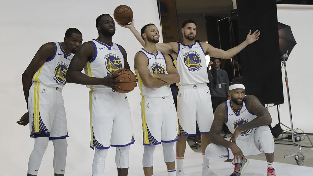 mvpkozmo's tweet photo. @Ziku3x @imhazxrd @xavi_fnn @relayxvz @KyPie0 @MedoMgmt @zxsxky @lexfn01 @itsjustjacee @parkerxyzz @Frostmgmt @fearhq we up now. https://t.co/Lapxq9TGnn