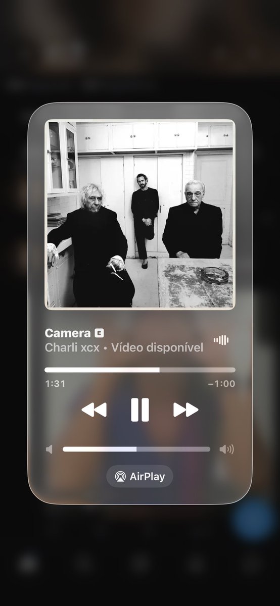 louvgusta's tweet photo. q música gostosa https://t.co/eCJ9lsLZgd