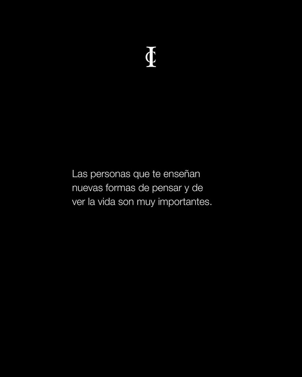 in_conformitf16's tweet photo. Hay personas que no llegan a tu vida para quedarse, sino para abrir ventanas donde antes solo había paredes.

No siempre te cambian el camino.
A veces hacen algo mejor.

Te cambian la forma de mirarlo.

Y cuando cambia tu forma de mirar, cambia lo qu... https://t.co/dqn5k83c0d
