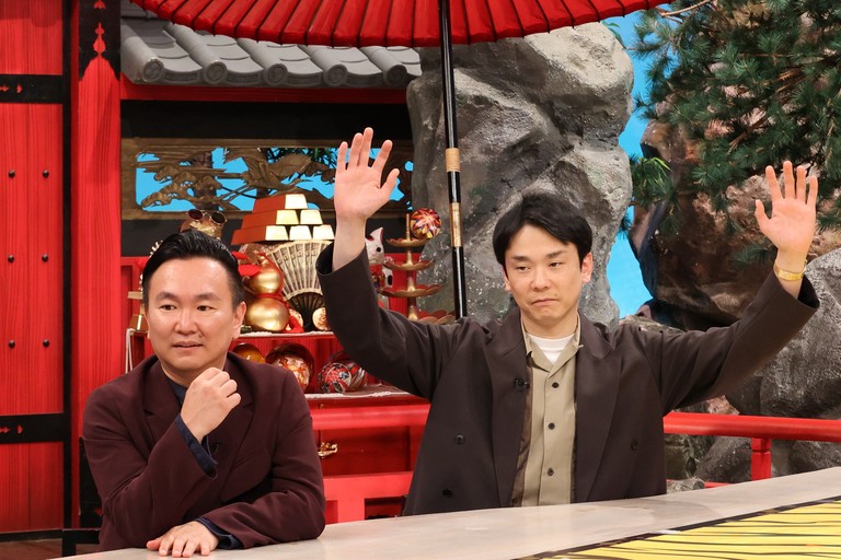 fujitv's tweet photo. 今夜7時『#千鳥の鬼レンチャン』👹

　　　　今
　　　　夜
　　　　歴
　　　　史
　　　　が
　　　　動
　　　　く
　　　　 ･　
　　　　 ･
             ･
            ？
　　　ｻﾞﾜｯｻﾞﾜｯ

　👑鬼ハード初代女王誕生？👑

そして！この方がやってまいりました。
ドッキリGPやこの番組の陸上企画などでも爪痕残しまくりな

　＼努力だけは誰にも負けない！／

　＼＼＼高　橋　成　美／／／

「サビだけカラオケ」初参戦でございます✨✨

他にも･･･

池田裕楽(STU48)
浦川翔平(THE RAMPAGE)
KAY_I (ROYALcomfort)も頑張るぞぉ～💪

もうそれはそれは
キャラクター強めな布陣で
お茶の間を楽しませてみせますっ👹🎤
@oni_renchan