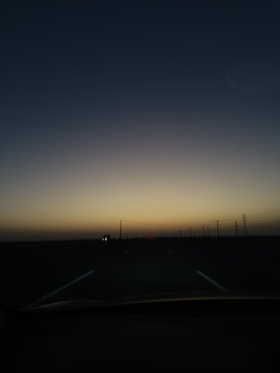 Xfaisal34's tweet photo. العوده للرياض https://t.co/koRi12VHa6