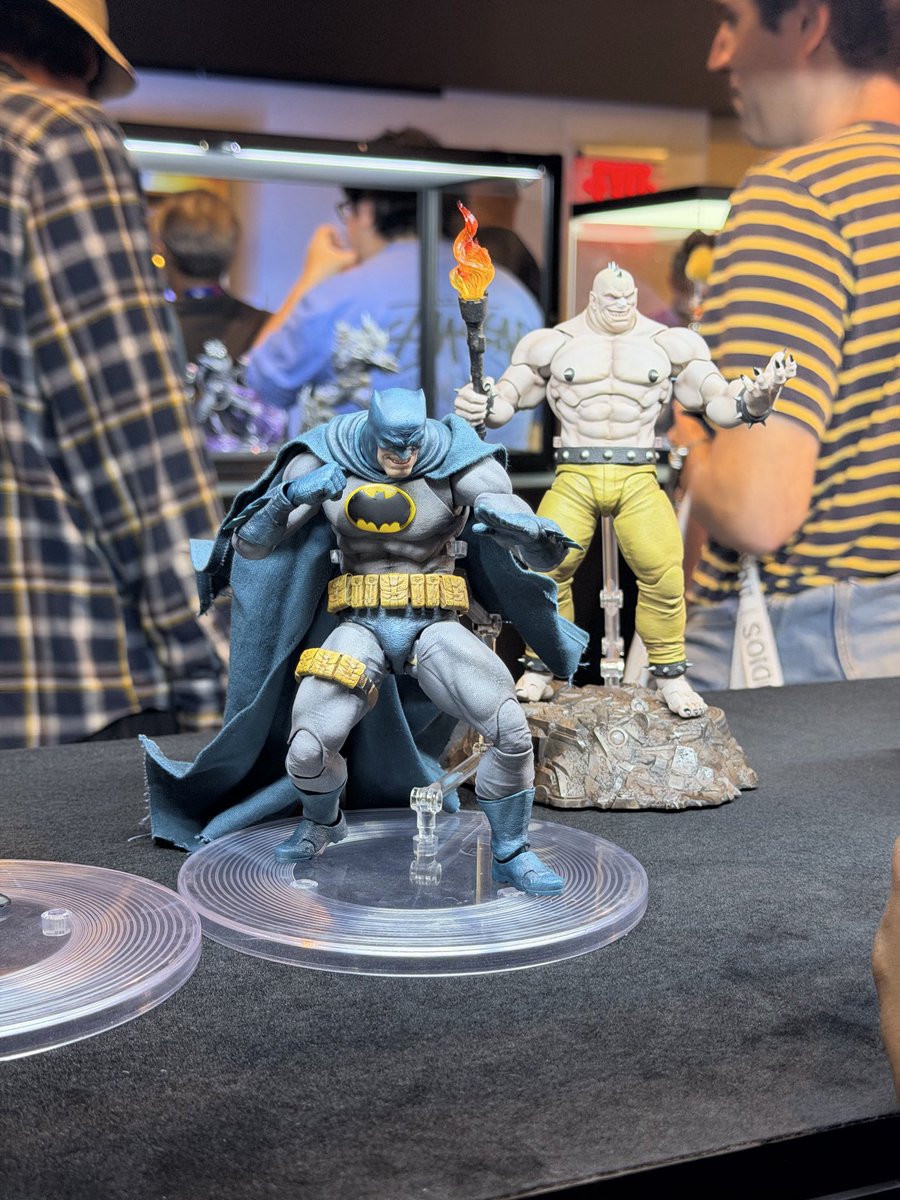 FigureReport's tweet photo. InArt 1:12 The Dark Knight Returns https://t.co/zsa3PnLl1M