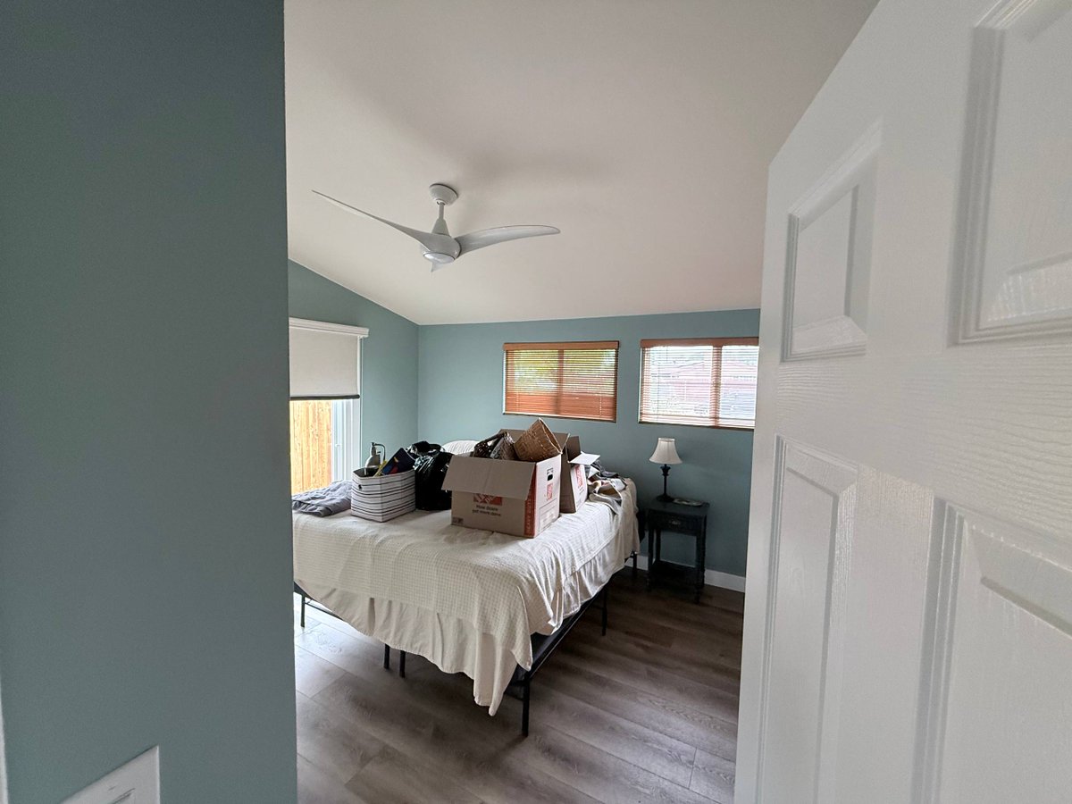 RossPaintingG's tweet photo. Nearly 10 colors. One home. One incredible transformation. 🎨 Bold accent walls, flawless execution, and another happy client in San Diego. Projects like this remind us that great painting is all about the details.  #InteriorPainting #SanDiego #DunnEdwards #HomeTransformation https://t.co/gnKYJIF4ir
