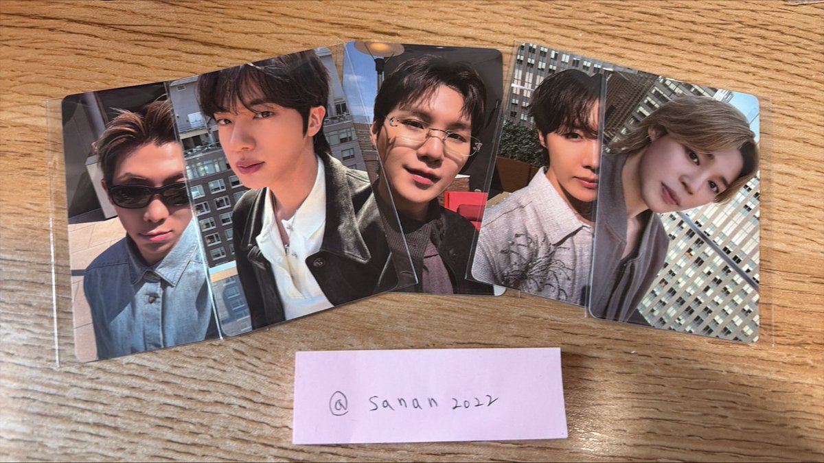 sanan2022's tweet photo. BTS ARIRANG  Weverse
ヨーロッパ Europe会場限定 トレカ ラキドロ 交換

【譲】RM SUGA JIN j-hope JIMIN
【求】ジョングク　JUNGKOOK

お気軽にお声がけください。
#bts交換 https://t.co/BAuCVvoTVG