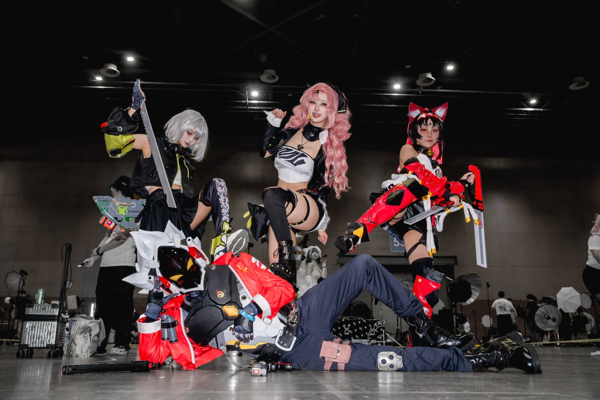 zzzero M. @lienieng , @P_zza1 , @joyzoe_cos , @kamyul_02