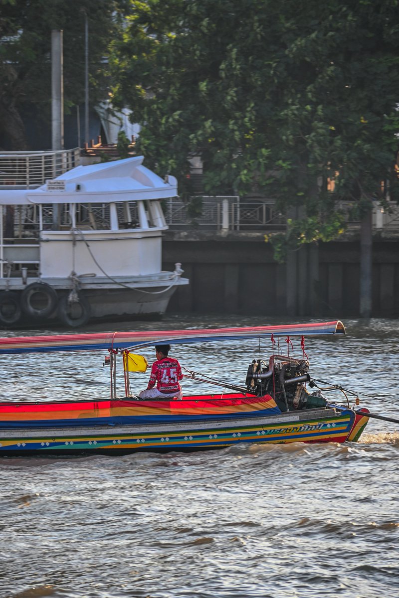 NatSornsamran's tweet photo. เรือหางยาวที่ท่าเรือสี่พระยา
- Nikon z50ll https://t.co/pteoJNqf32