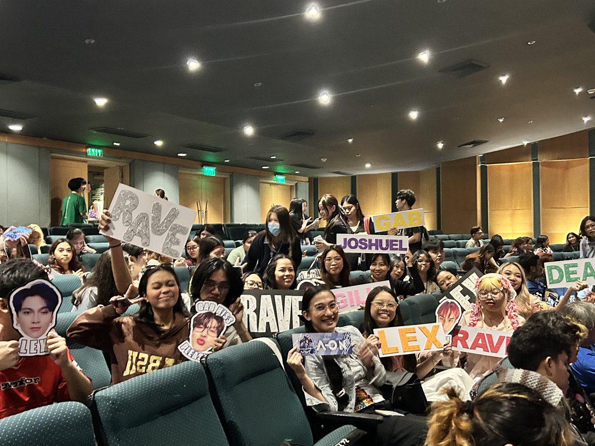 moon7ightsofc's tweet photo. One for the books! 💚
Congratulations A-ON, you did it very well!

Thank you AJA Animo and DLSU Manila for inviting A-ON.

Special thanks to Moonlights for your never-ending love and support! 

We appreciate y’all ✨

AON AJA Chukje 2026 
#AONjoinsParadisoCon
#AON @aonofficialph https://t.co/t7YegdnWf9