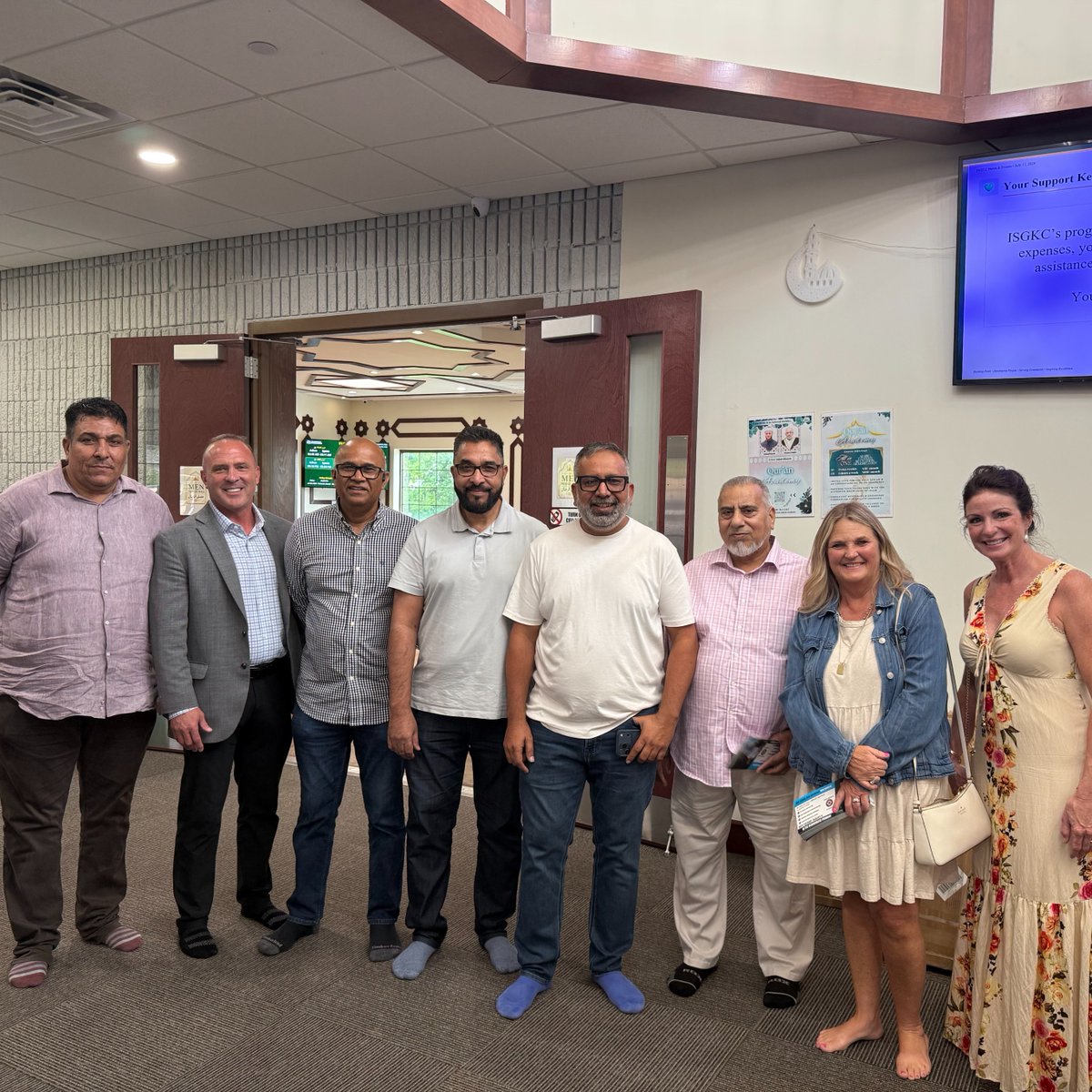 BairdForJackson's tweet photo. Thank you to my friends at the Islamic Society of Kansas City for the invitation to visit with you today! Nothing achieved that was great, was achieved alone. As Executive, I will make sure everyone has a seat at the table. We can do great things, if we do them together. https://t.co/Y0UlKVpJzq