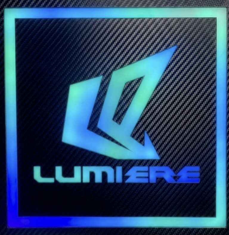 VioletFizz129's tweet photo. 今日も #LALUMIERE 営業中です❗️
今日はご来客の多い1日になりそうですが、冷房ガンガンに冷やして涼しい店内にしたいと思います🧊✨
お時間のある方は涼がてら遊びに来てね〜😆✨
#Micrographic
#CUIRACE https://t.co/GpLTS78LSM