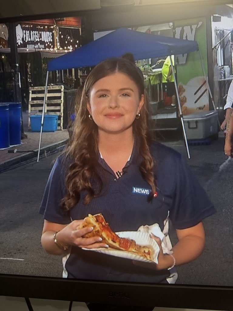 Alexa Beck tweet media
