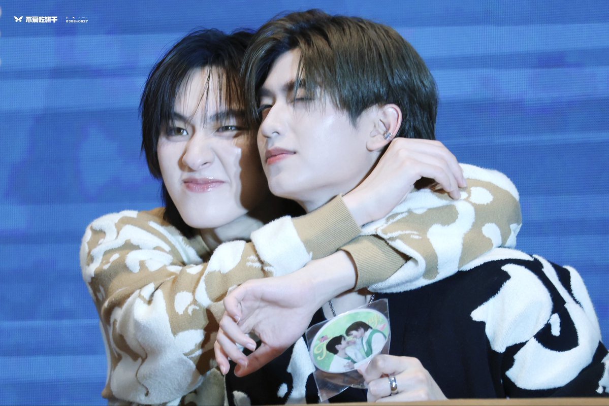ssiseob's tweet photo. m costo mucho dios 

4 ships favs + mutis k lo hagan

k lo haga kien quiera no se a quien etiquetar 😢 https://t.co/5RZhgIWnAD