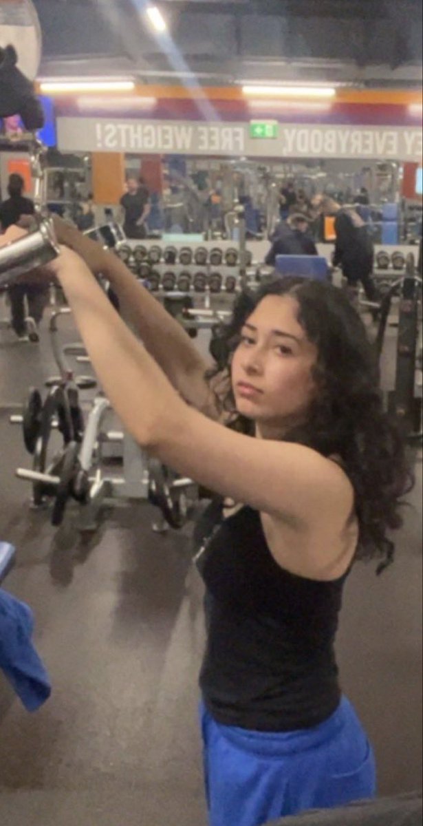 TonyStrce's tweet photo. These women love to whore around with every man they meet then put on the hijab and act like they’re “innocent” https://t.co/nRaPmw4EDd