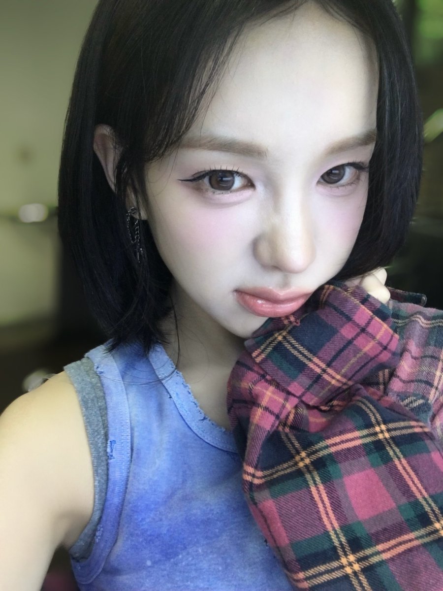 izzzuna's tweet photo. 어미나 내 천사님 https://t.co/4bVgJtCgxB