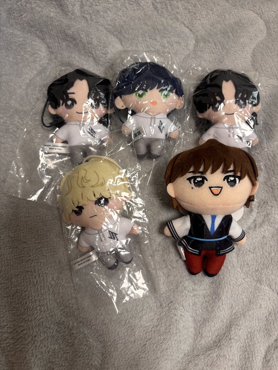 jo_km1's tweet photo. 【譲】
與那城　川尻　白岩　河野　佐藤　金城　豆原
ヤヌカミ　レイン　ルル　マイクン　Biraビラ
ピーハイ　まめちぃ

JOCHUM かぷっこ

郵送交換📮 or 買取

#jo1交換 #jochum交換 https://t.co/VfMwOVFZ7S
