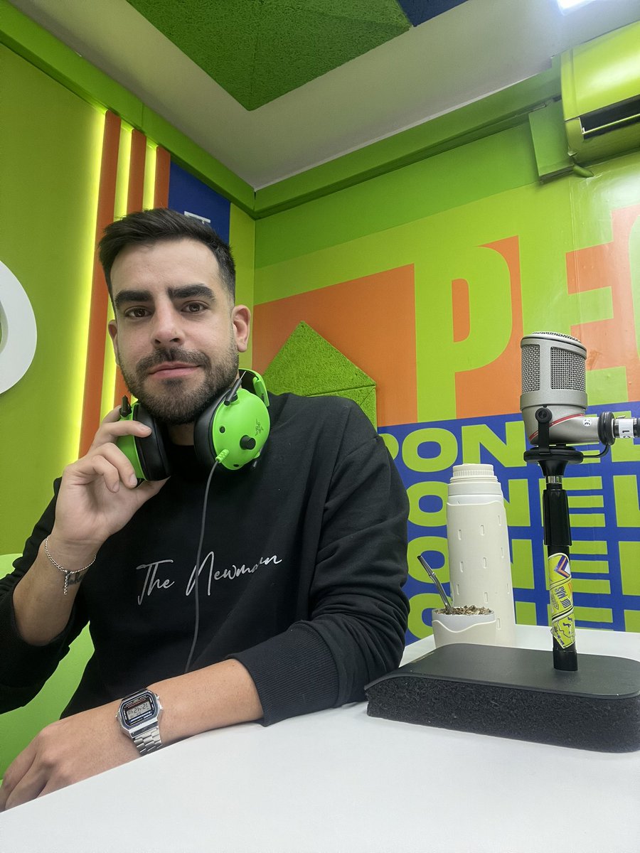 oscarayalava's tweet photo. ¡Feliz finde amigos! 

Nos vemos los sábados de 12:00 a 15:00 📺🎥 https://t.co/MC4S28DkKZ