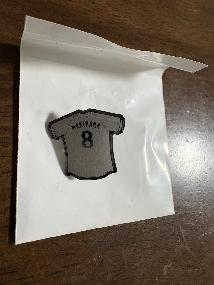 aym09188's tweet photo. タカポイント交換分

譲) 写真のもの

求) 同種柳田選手or 買取

お気軽にお声掛けお願い致します。

 #若鷹ガチャ https://t.co/iCRdN9QhAa