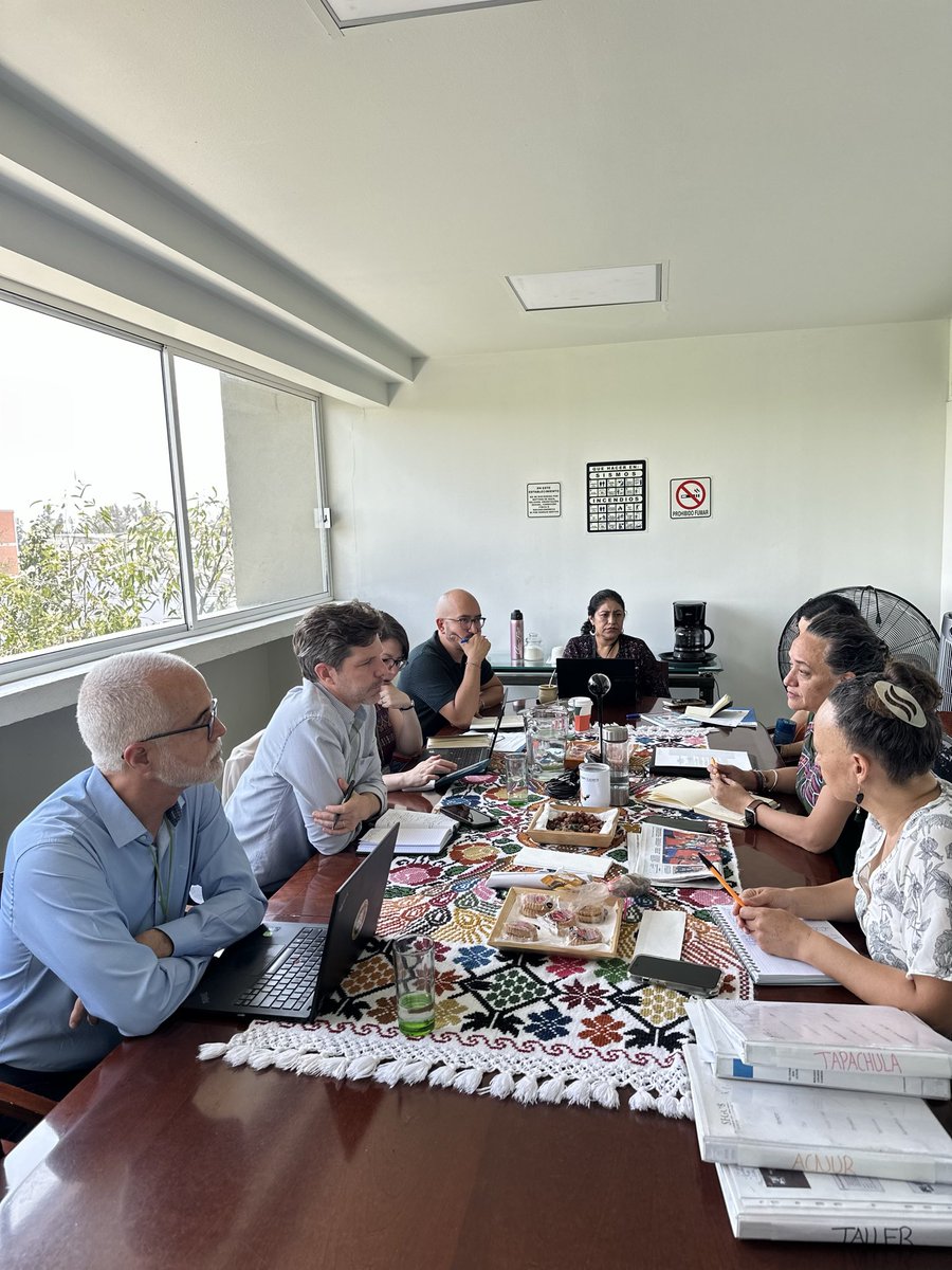 xade_mm's tweet photo. Esta semana impulsamos importantes agendas de trabajo en articulación con instituciones y organizaciones aliadas, fortaleciendo la atención a las personas con necesidad de protección internacional. @comar_sg 
#COMAR #Refugio #Mexico https://t.co/Mon1LoZGAz