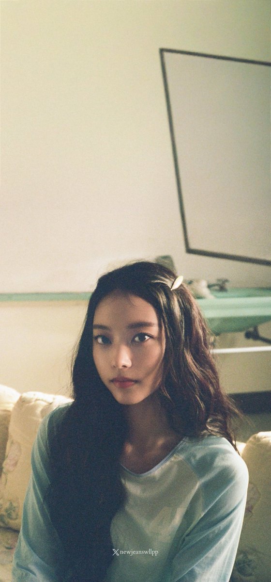 newjeanswllpp's tweet photo. ⋆˚꩜｡┊newjeans #haerin wallpapers (4K) https://t.co/lqFVGTttwN