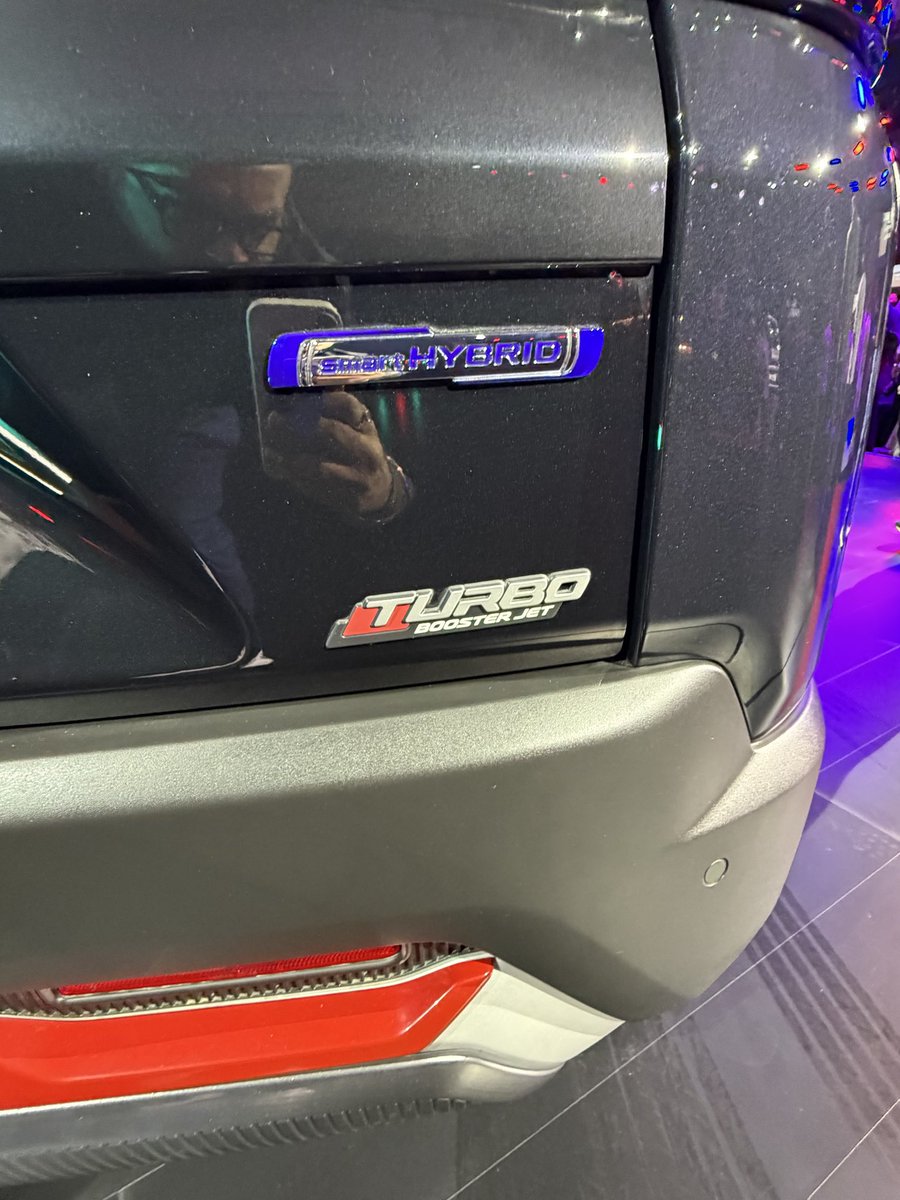 HammermanAutos's tweet photo. 2026 Maruti Suzuki Brezza Facelift launched at ₹7.40 lakh ex-showroom.

Key Highlights:

▪️New 1.0L Boosterjet Turbo – 110 BHP, 170 Nm
▪️New 6-speed manual gearbox
▪️1.5L Petrol + CNG continue
▪️Underbody CNG tank

#marutisuzuki #brezza https://t.co/g21r65qvlZ