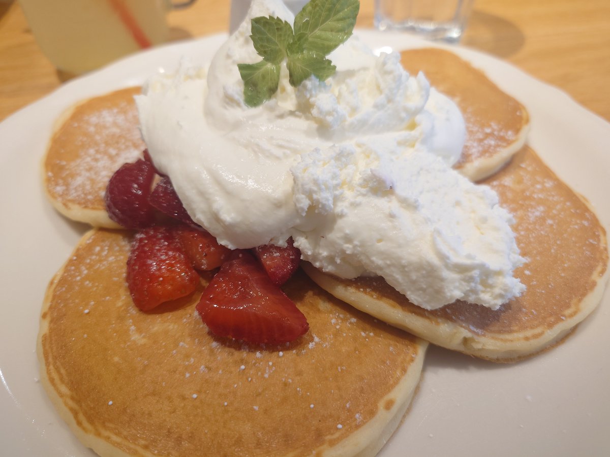 tzissoul's tweet photo. パンケーキ🥞 https://t.co/z1lPFARMTi