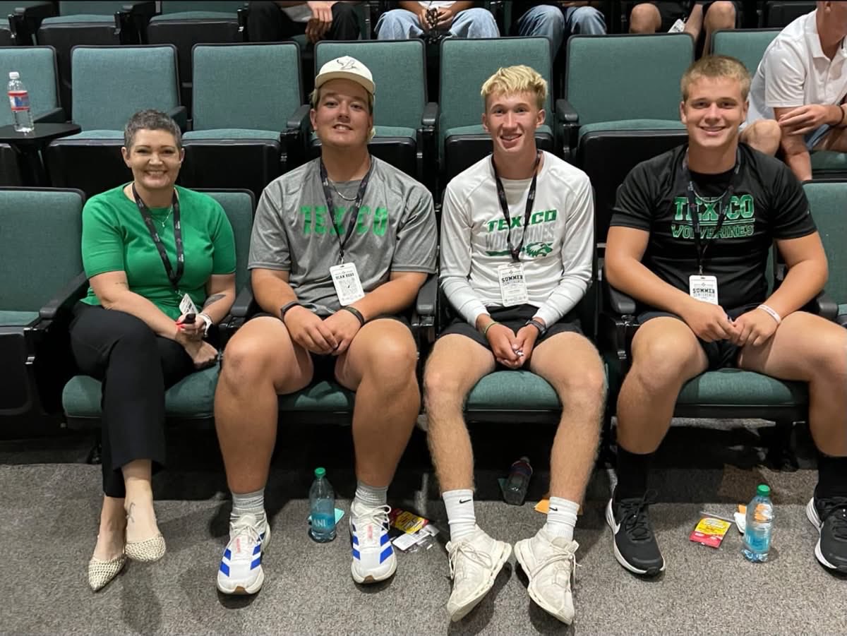 JacobDeMar3559's tweet photo. NMAA leadership conference glad to learn valuable information and insights from great speakers and can’t wait to bring it back to my team to better my self and the team.
@GilbreathBob 
@_NMAA 
Thanks to Becky Moran, 
Kevin Guzzo,
Jack Kolich,
And, Jordan Salem for speaking https://t.co/3NqhNk7YWr
