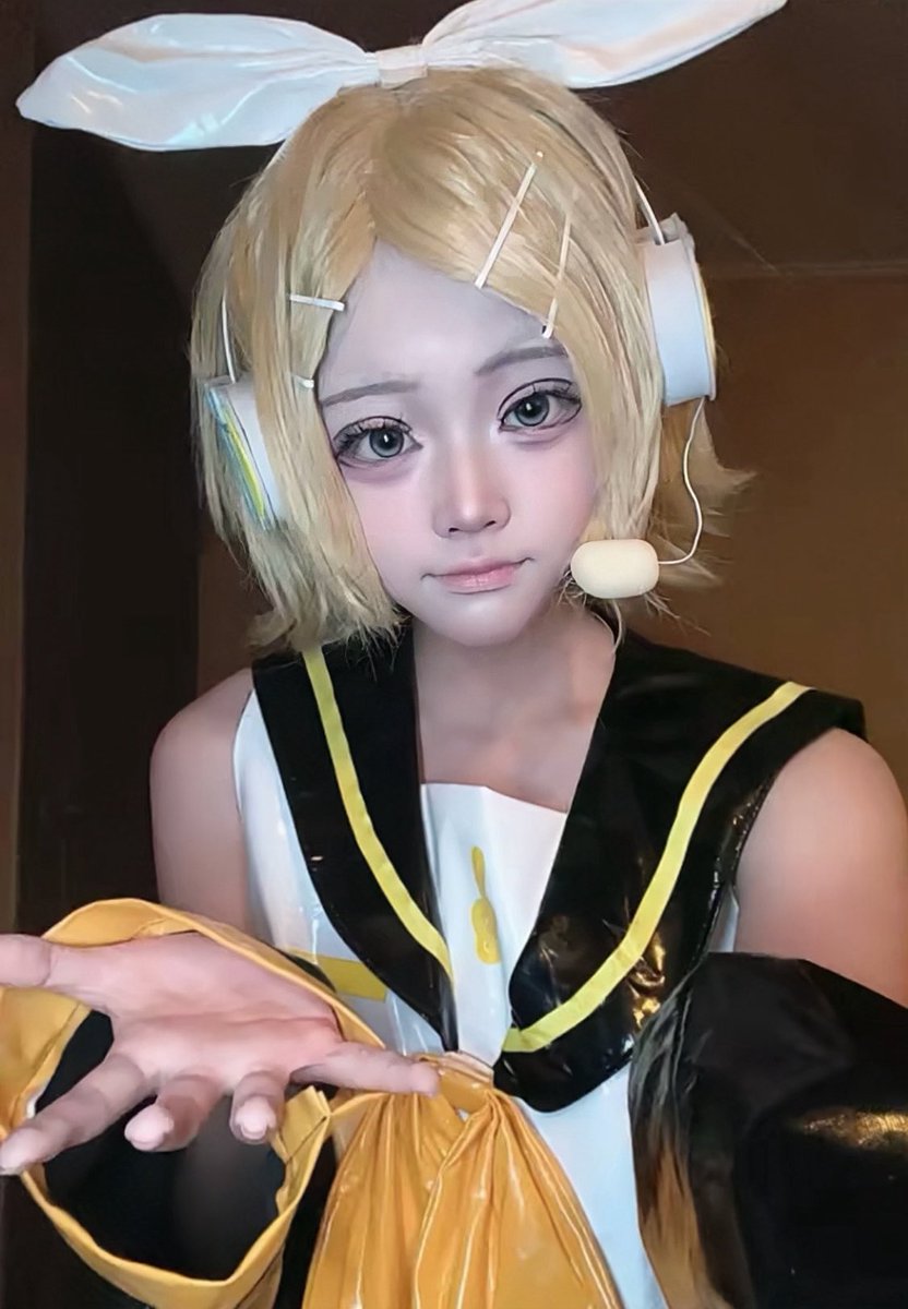 _x070x's tweet photo. Kagamine Rin
#KagamineRin #proseka #cosplayㅤㅤㅤ https://t.co/DyElm9KbbJ