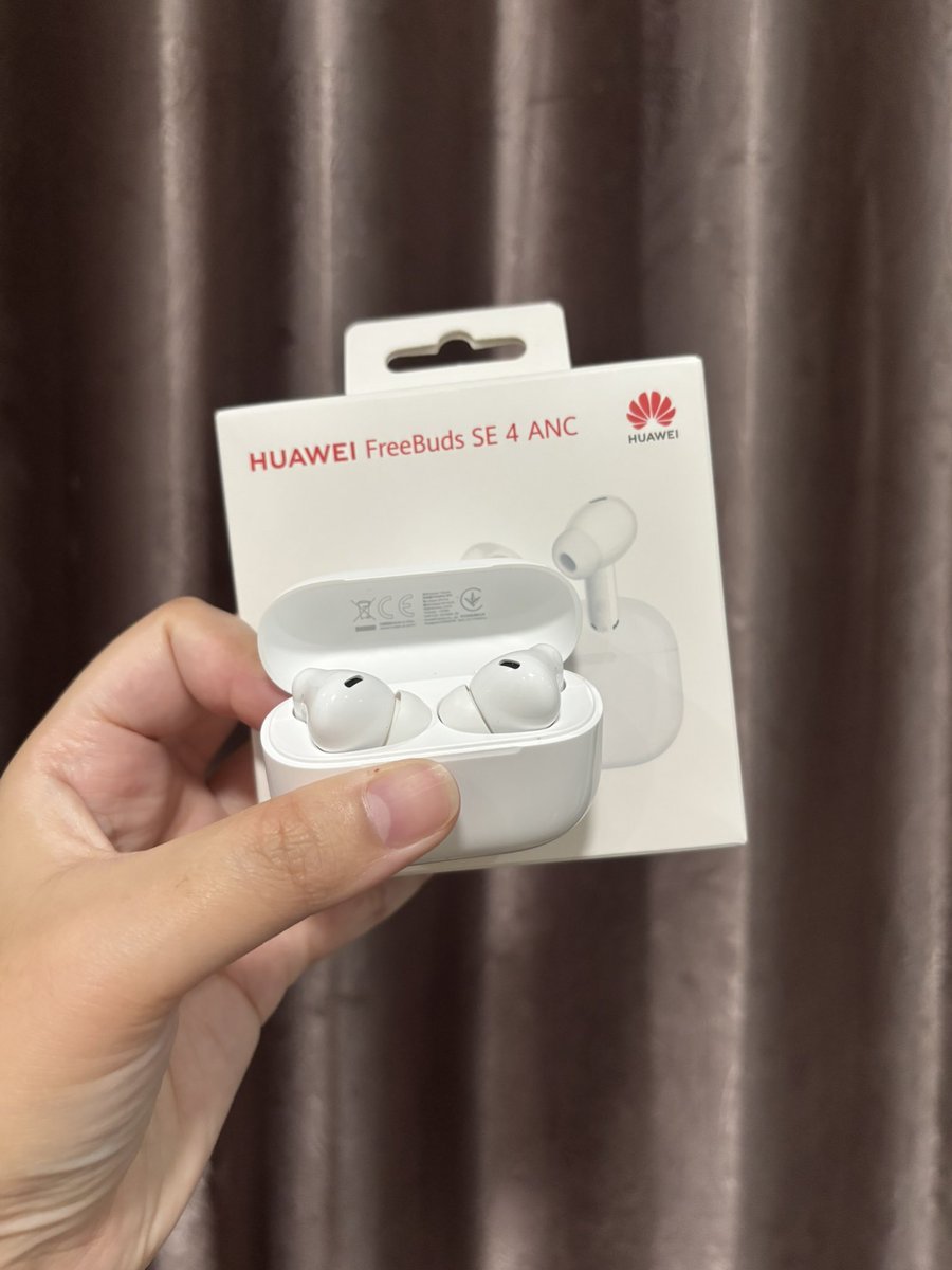 muqprds's tweet photo. #ป้ายยา FlashSale 25.7 | เที่ยงวัน หูฟัง HUAWEI  เราใช้มาได้สักพักแล้ว บอกเลยว่าคุ้มเกินราคา 🎧 เสียงดี ตัดเสียงรบกวนได้จริง สายประชุมออนไลน์ห้ามพลาด ที่สำคัญแบตก็อึดมาก #shopeeaffiliate #ช้อปกันวันเงินออก 
📍พิกัด: https://t.co/Uiy08fLB5K https://t.co/KXx1zImPaF
