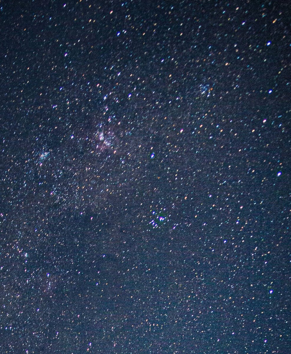 hopzjkcligcpp's tweet photo. This view is just magical. Anyone else feel like they could get lost in the universe when looking at stars? https://t.co/iHMHbvz9qa