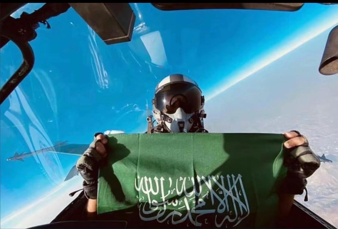 Wa7daa_1's tweet photo. اللهم احفظ بلادنا السعودية
واحفظ أهلها وأدم عليها الأمن والأمان،
واجعلها دائمًا دار خيرٍ وسلامٍ وازدهار،
واحفظ قيادتها وشعبها من كل سوء،
وادم عليها نعمة الاستقرار والرخاء 💚
🇸🇦📍. https://t.co/jRDKQhCOPs