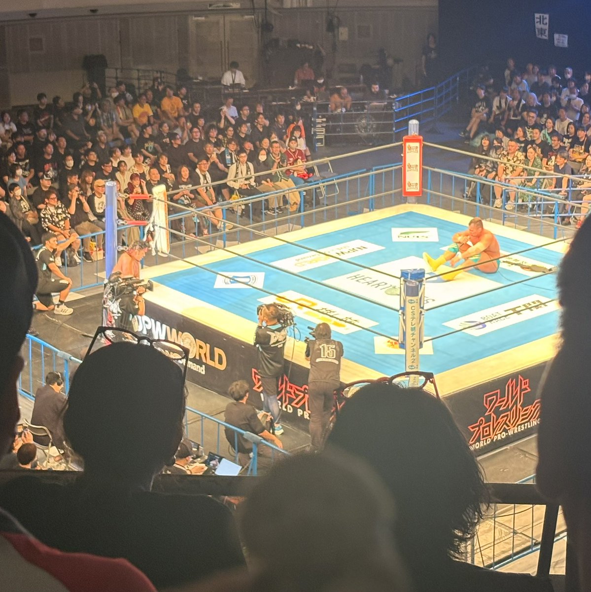 kyonoMaigo's tweet photo. 新日本プロレスの #G1CLIMAX36 7.21仙台サンプラザ大会観戦まいご④
○ボルチンオレッグ選手🆚○鷹木信悟選手御結婚おめでとうございます！写真も撮らずに楽しみ、フィニッシュ前の餅つきパワーボムは説得力抜群！マイクも好感度高いボルチン選手でした！
#NJPW
#今日のまいご
#シルバニア
#シル活 https://t.co/ShQvSU7FtQ