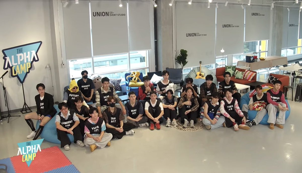 ProjectAlphaTH's tweet photo. มาอยู่กันต่อในสัปดาห์ที่ 5
วันนี้ก็มาให้กำลังใจเด็ก ๆ กันเยอะ ๆ น้าาา✨

🔗 https://t.co/1BMALFjomn

[LIVE] The Alpha Camp Day 5
📍 YouTube : Project Alpha
🕘 9:00 AM - 8:00 PM

#TheAlphaCamp5thLive 
#ProjectAlphaNewClan 
#GMMTV https://t.co/QEXfQhwGHs