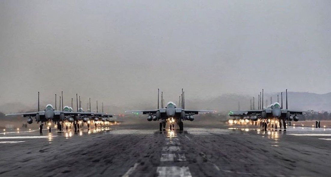s_f_1997's tweet photo. الحمدلله على وطن نفخر به وعلى قيادة نعتز بها وعلى جنود هم درع هذا الوطن ،اللهم أدم علينا هذه النعم وأدم عز هذا الوطن واحفظ قادته وجنوده واجعله يارب دائمًا آمنًا مطمئنًا🇸🇦💚 https://t.co/iIED5fEEjM