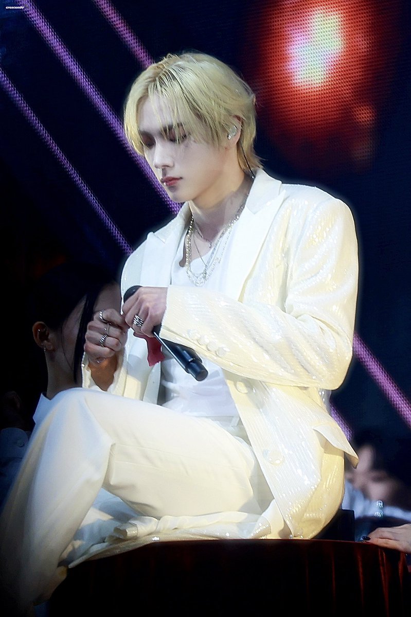 bndcrave's tweet photo. Exactly 1 year ago today, Sungho surprises us with his blonde debut. https://t.co/BqbDwGw6sr